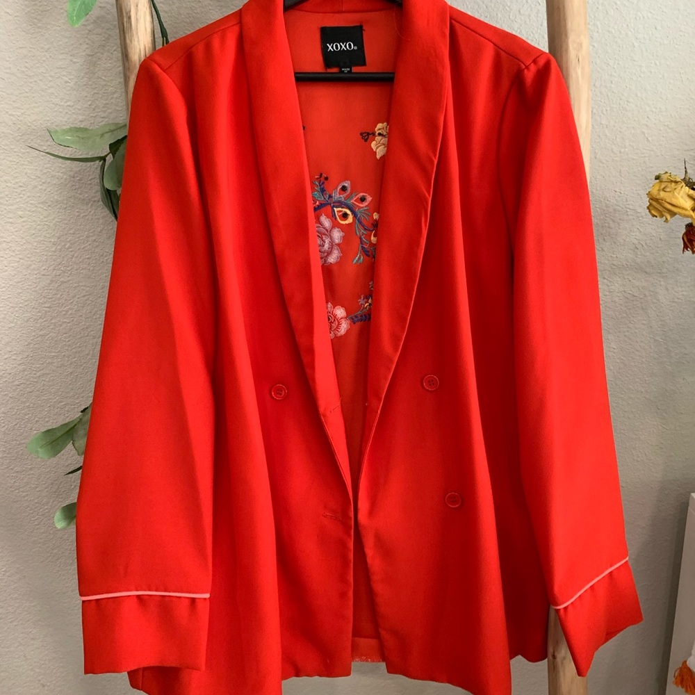 Embroidered Blazer